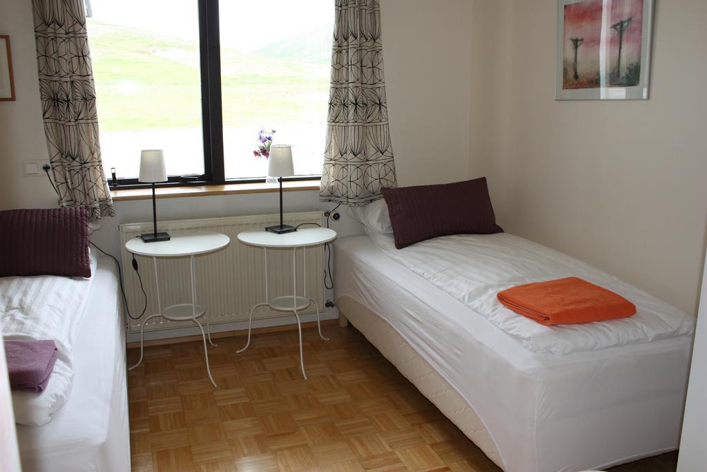 Reykjarholl Guesthouse Gimbur מראה חיצוני תמונה