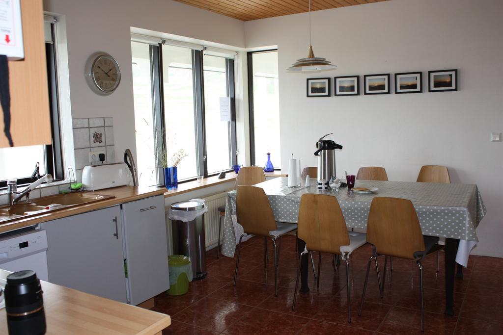 Reykjarholl Guesthouse Gimbur מראה חיצוני תמונה
